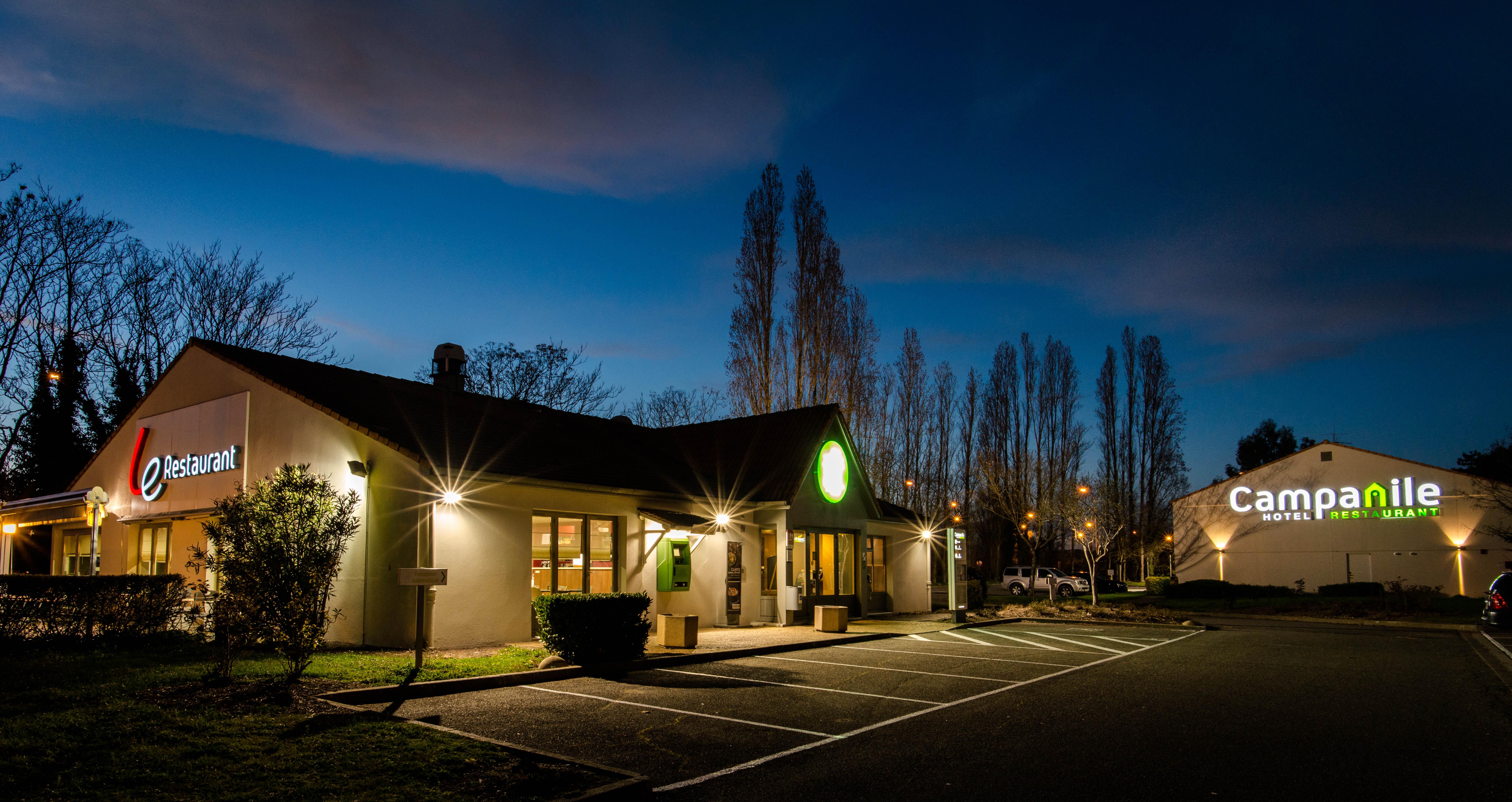 Hotel Campanile Agen Exterior foto
