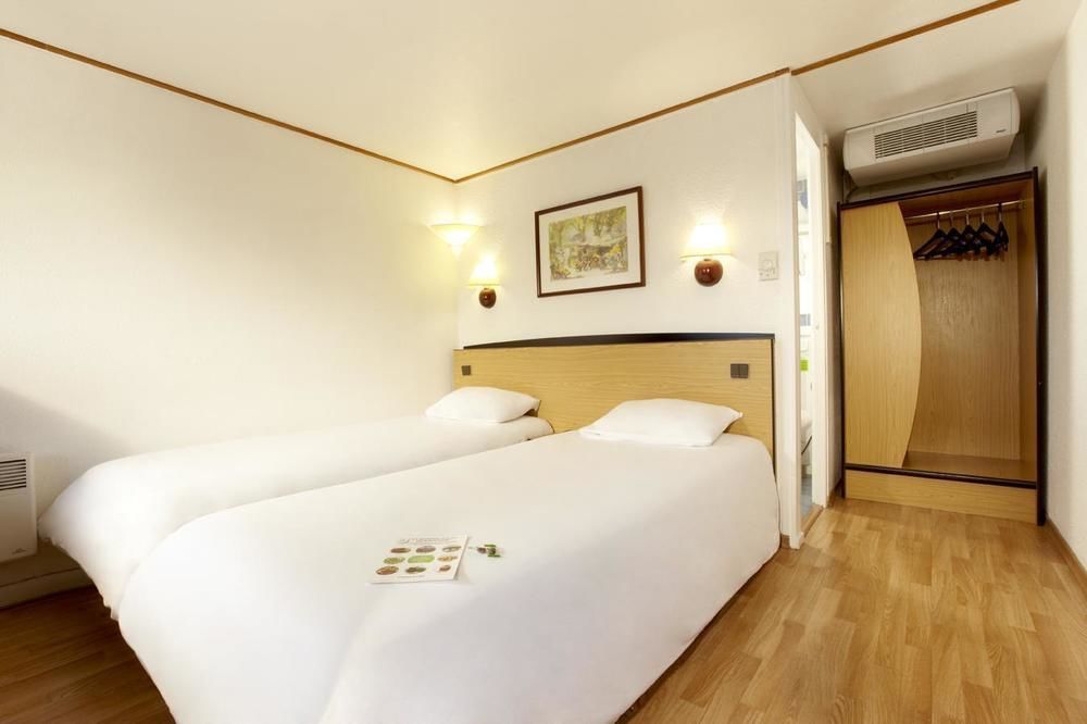 Hotel Campanile Agen Exterior foto